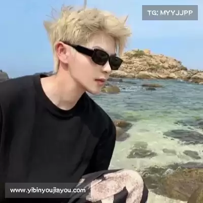 钱奔洋