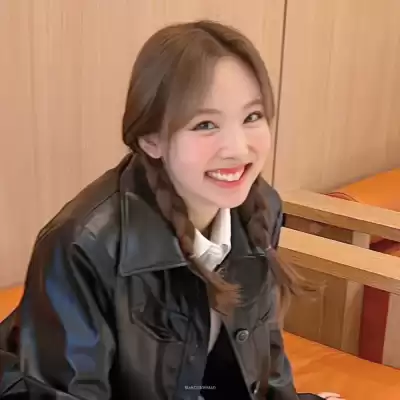 闻皎月